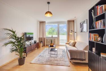 Newly furnished rental in Obersendling