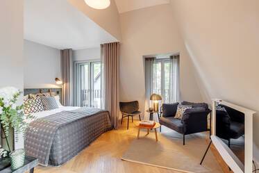 Luxury: beautifully furnished apartment in Herzogpark