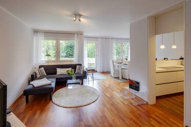 Beautifully furnished apartment with garden 	 in Herzogpark