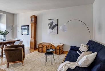 Spacious apartment for rent near Bordeauxplatz