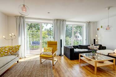 Spacious and sunny maisonette apartment for rent