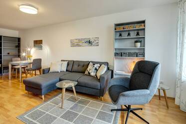 Bright, mostly newly furnished 2-room apartment