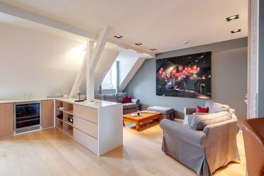 Beautifully furnished apartment in Glockenbachviertel