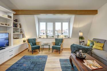 Premium apartment with view over the rooftops of Munich
