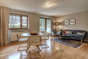 Beautiful studio with balcony, in Schwabing