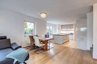 Beautifully furnished semi-detached house in Gilching