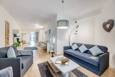 Spacious apartment in Bogenhausen for rent 