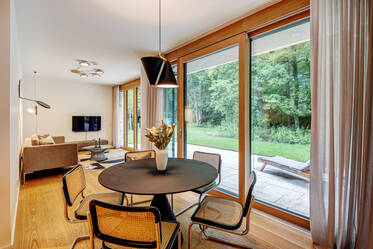 Premium design apartment on the high banks of the Isar 