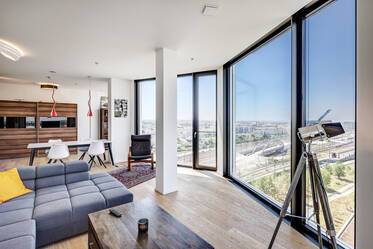 Friendstower | Living on the 14th floor with panoramic view 