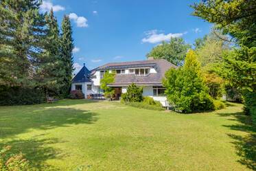 Villa for the whole family in Krailling with indoor pool  