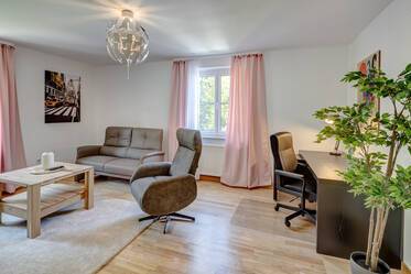 Nice 2-room apartment near Rotkreuzplatz for rent 