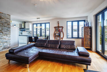 Nicely furnished apartment in Oberföhring
