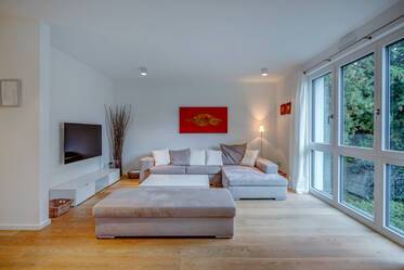 Exclusive 2-room apartment in modern city villa in Obermenzing 