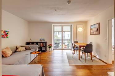 Nicely furnished apartment in Schwabing-West