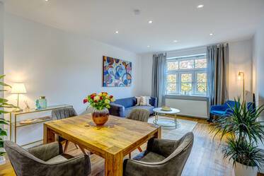 Like new furnished apartment with special flair