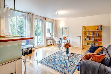 Prime location Lehel: bright balcony apartment, good layout