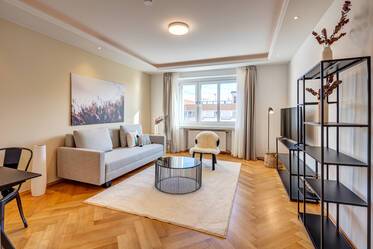 First occupancy after renovation in Prinzregentencarree 