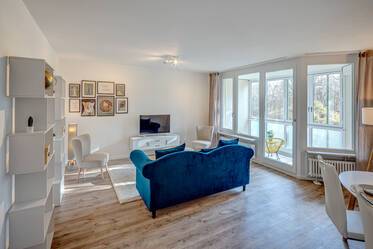 Like new furnished 3-room apartment with loggia