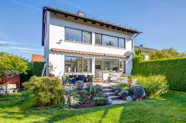 Family-friendly house with garden for rent