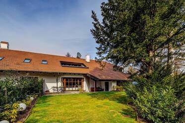 Premium: high standard of furnishing house in Baldham