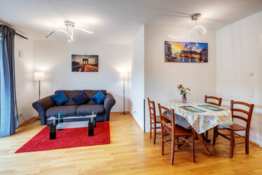 Apartment for rent with two balconies