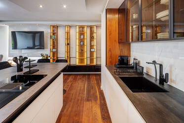Luxurious 4-room apartment at the Nymphenburg Castle Park 