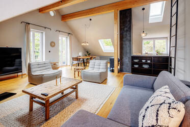 Starnberg: designer apartment in prime location