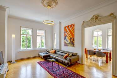 Rare gem: historic apartment in prime location for rent