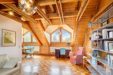 Nicely furnished attic apartment in Berg am Laim