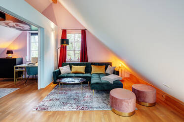 Feshly renovated, furnished attic apartment for rent