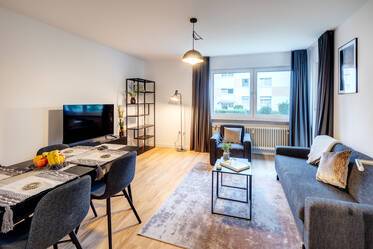 Newly furnished apartment for rent near Lerchenauer See
