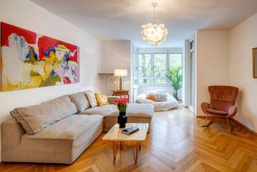 Maxvorstadt: spacious 3-room apartment for rent
