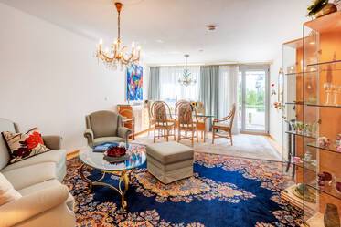 Quiet apartment with balcony near the city center