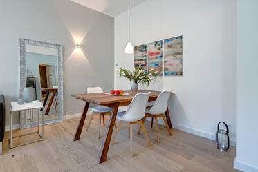 Modern luxury apartment for rent in University quarter