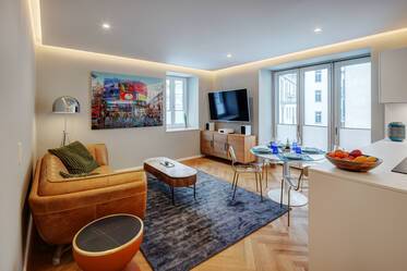 Modern living in core-renovated historic building