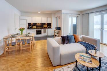 Newly furnished 2-room apartment with loggia for rent
