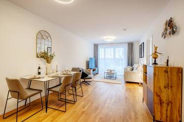 New, light-flooded apartment with south-balcony