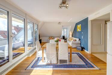 Bright and friendly family apartment with roof-terrace
