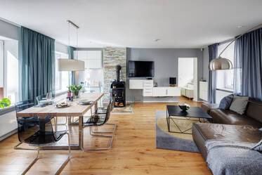 Great location! High-quality 2-room apartment