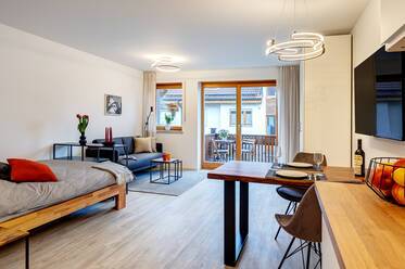 Modern apartment with south-facing balcony in Vaterstetten