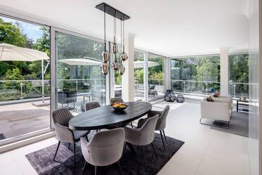 Luxurious penthouse on the high banks of the Isar
