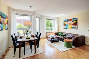 Bright 2-room apartment with balcony for rent