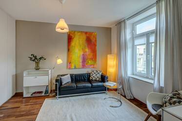 For rent: Apartment with balcony in quiet rear building