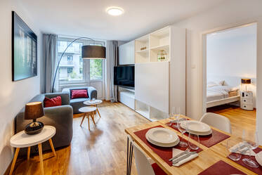 Apartment with great floorplan in Schwabing