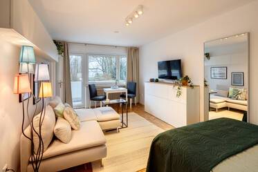 Freshly renovated apartment with new furniture for rent
