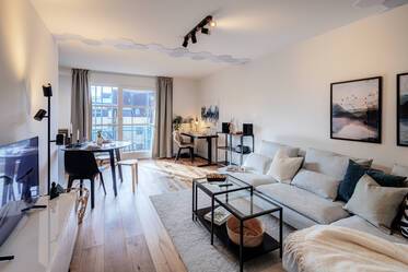 Trendy and unqiue: newly furnished apartment
