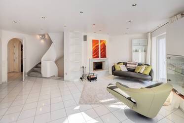 Beautiful, renovated semi-detached house in prime area