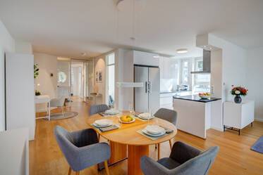 Apartment with view of the Nymphenburg castle park