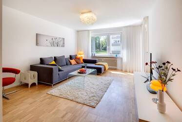 Apartment with a mix of styles: modern meets classic 