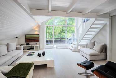 Stylish gallery apartment in exclusive location